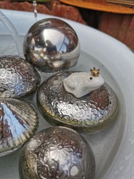 Preview: Schwimmlinse mit Froschkönig